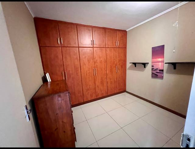 2 BEDROOM APARTMENT FOR SALE IN NEW TOWN CENTRE